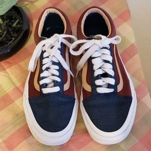 VAN OLD SCHOOL SKEAKERS